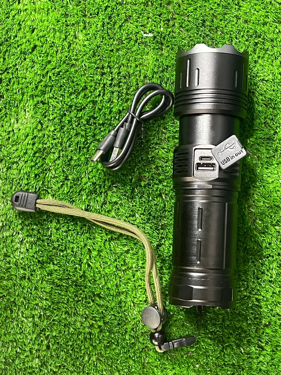 XA-P802 كشاف يد لاد لازار