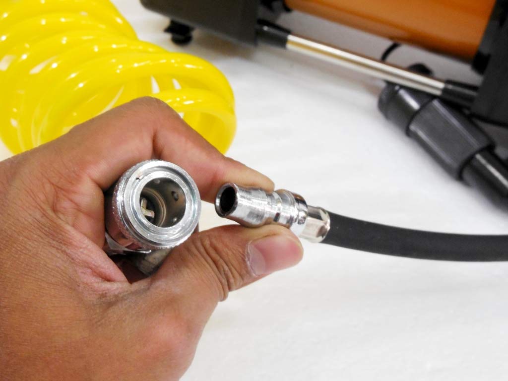 منفاخ إطارات سيارات مزدوج الأسطوانة بقوة 150 PSI ROYCE