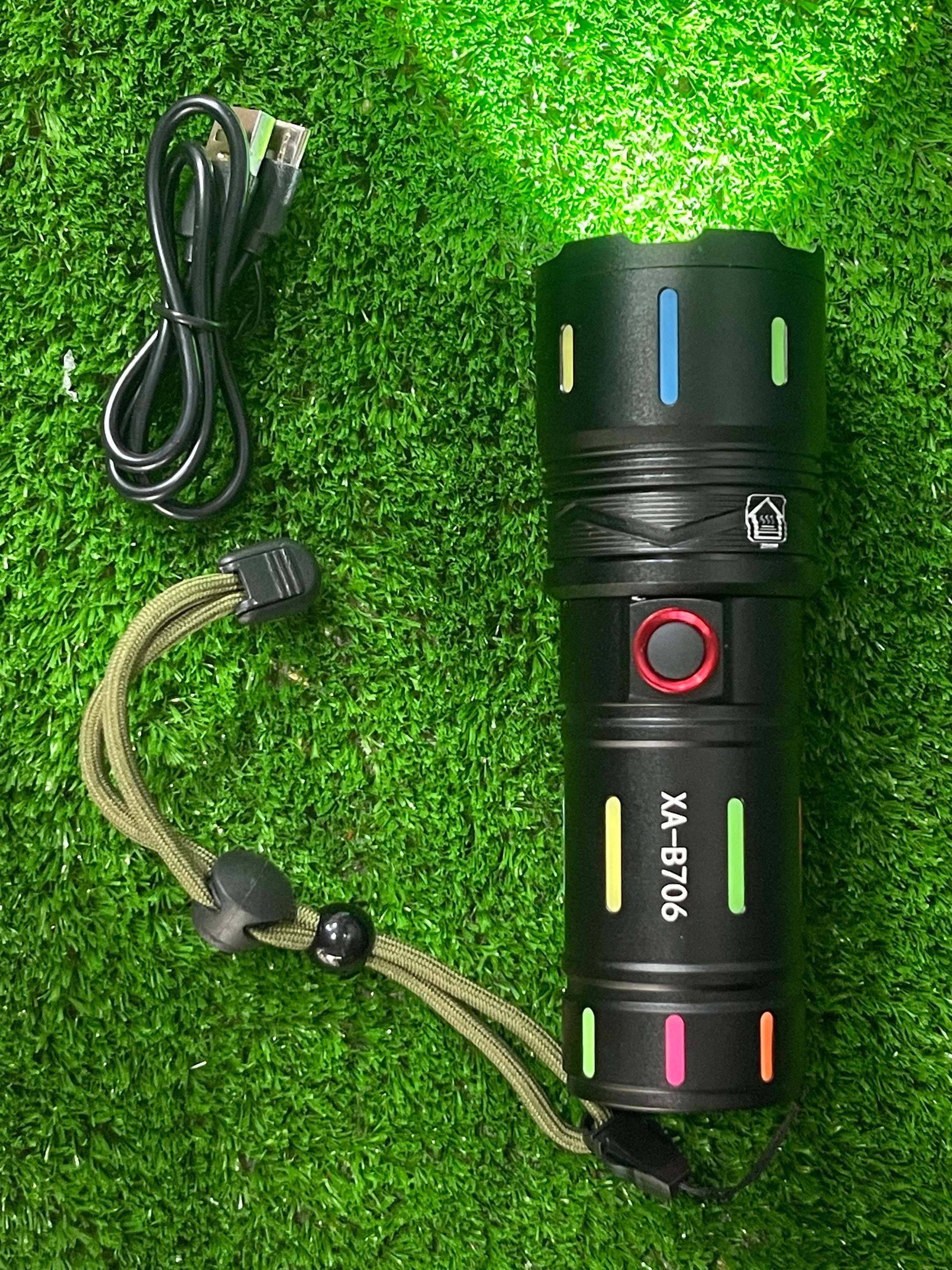 B706 كشاف يد لاد لازار